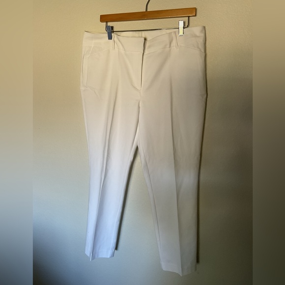 Cooper and Ella NWOT Women's White size 14 stretchy pants - Picture 1 of 4